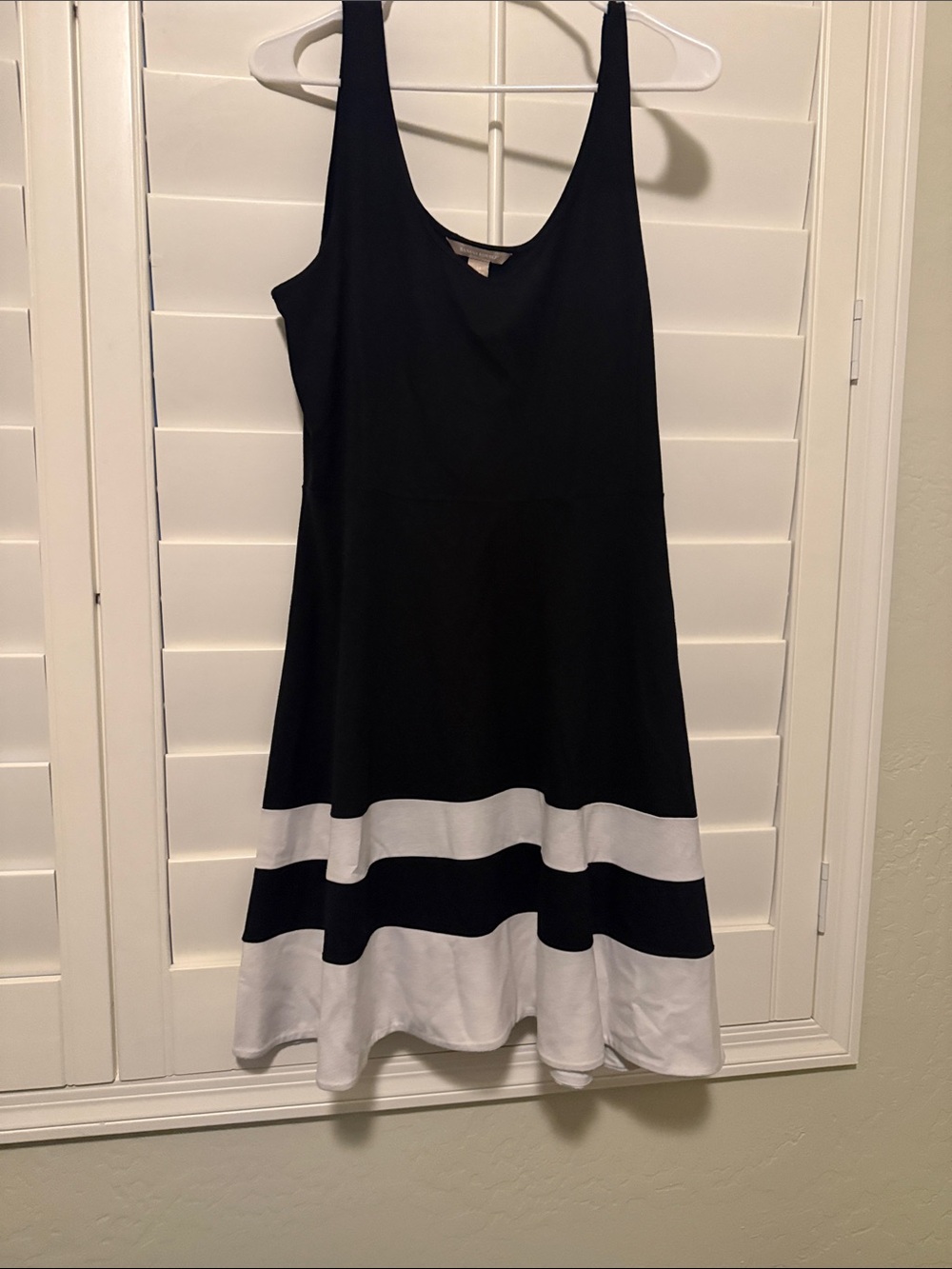 BANANA REPUBLIC  sleeveless fit & flare colorblock dress